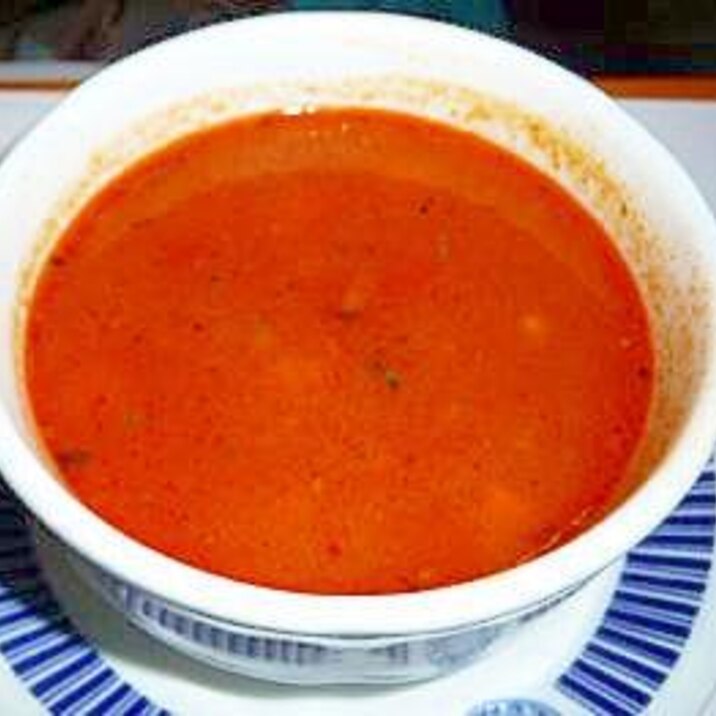 おかずになる濃厚トマトスープ